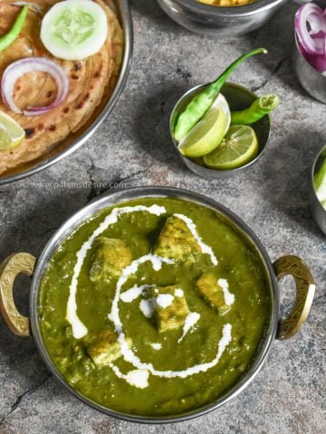 Palak Paneer | Spinach and Cottage Cheese Gravy
